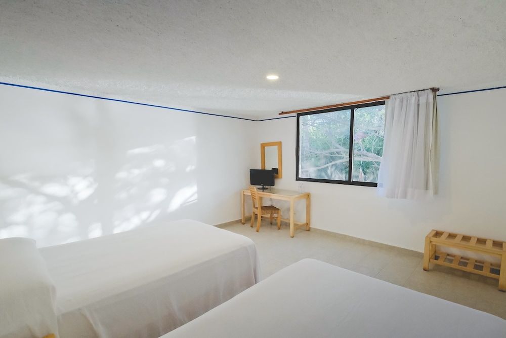 Hotel Sotavento & Yacht Club