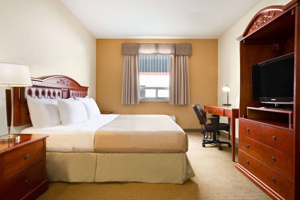 Room, 1 King Bed, Accessible