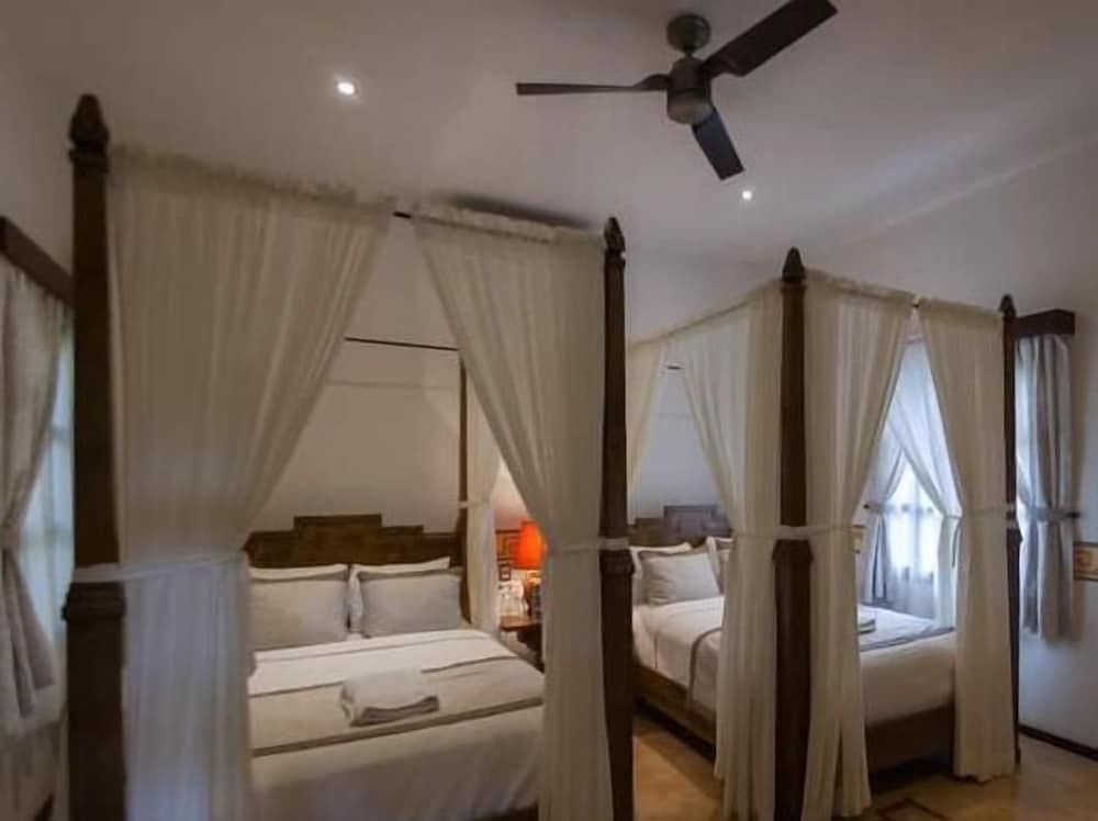 Deluxe Room, 2 Double Beds (Matrimonial)