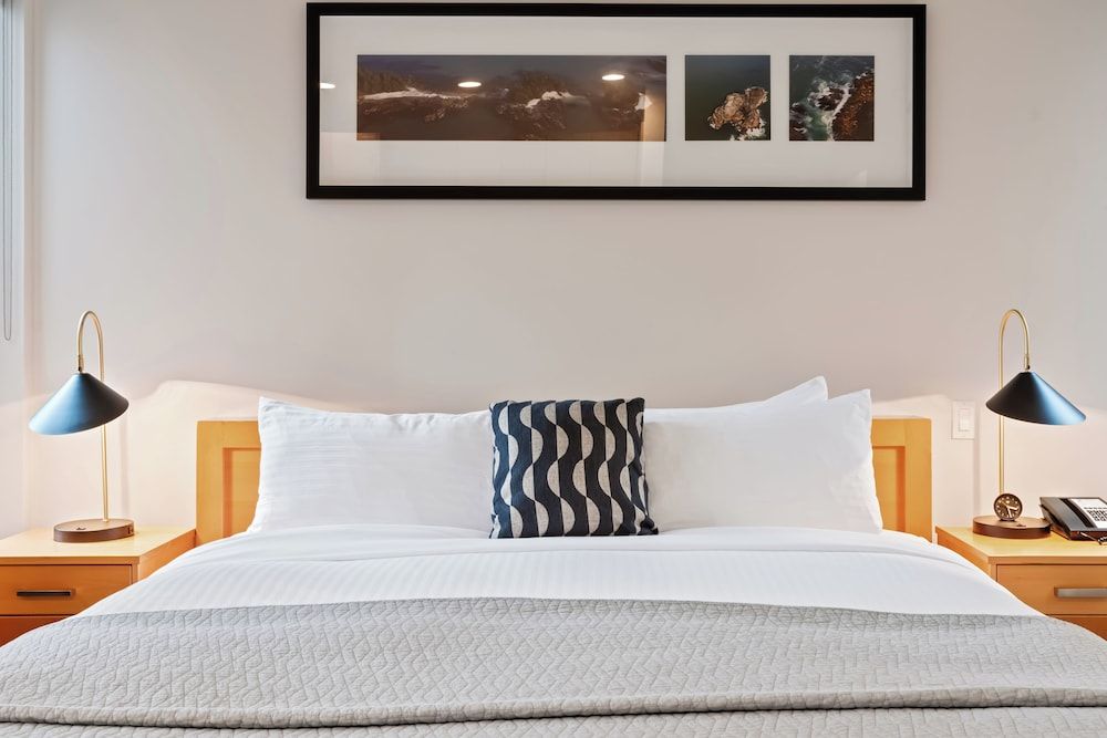 Black Rock Oceanfront Resort 1 Bedroom Lodge