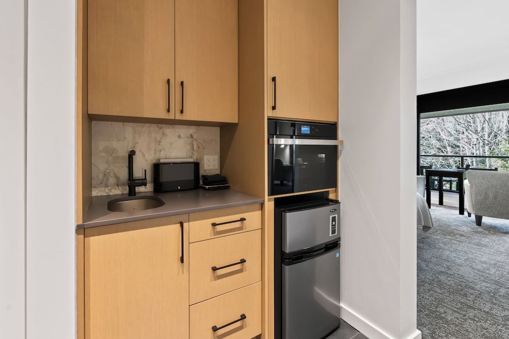 Black Rock Oceanfront Resort Studio Lodge Rainforest View 5