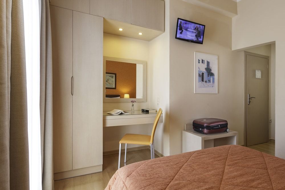 Lilia Hotel Double or Twin Room 9