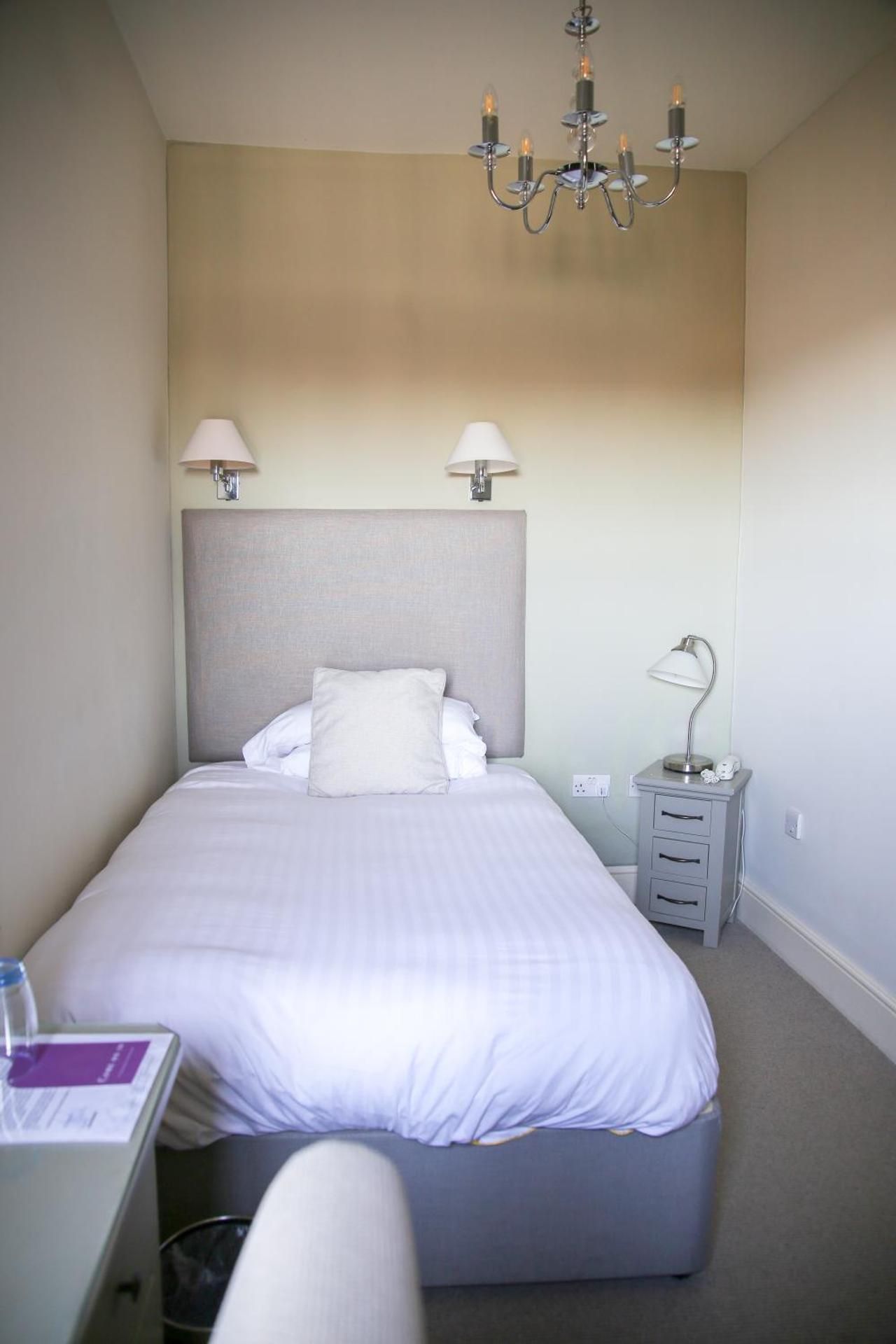 Single Room with Bathroom