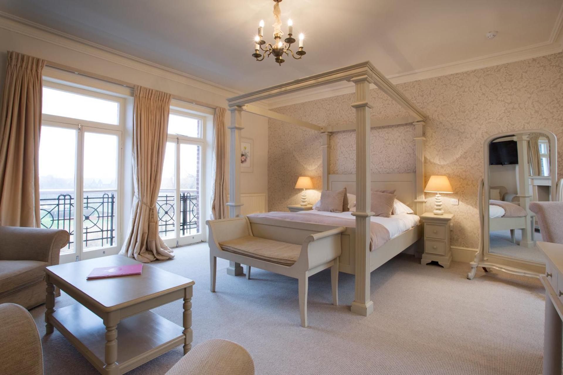Queen Room