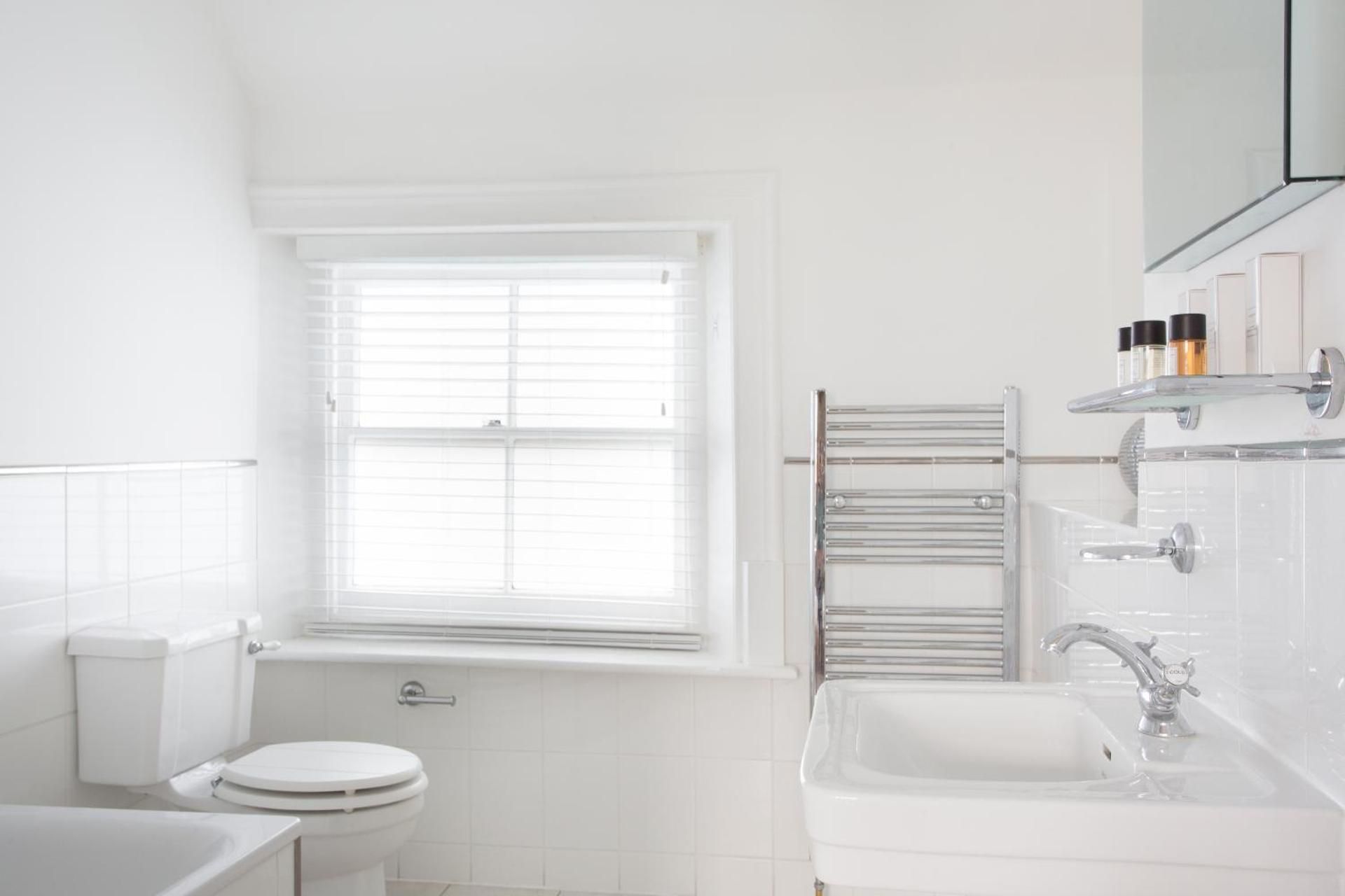 Single Room with Bathroom