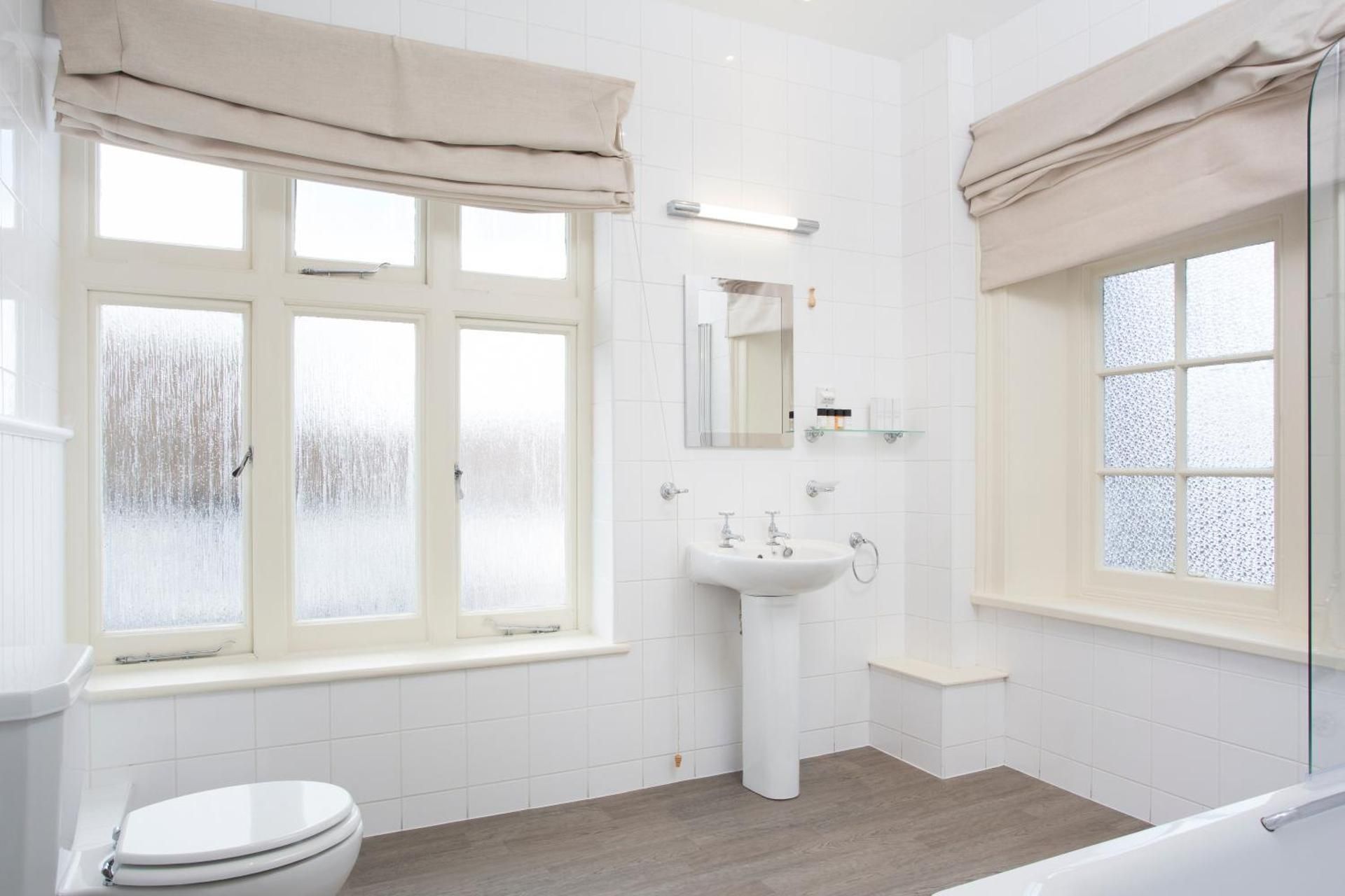 The Bell Hotel Double Room 3