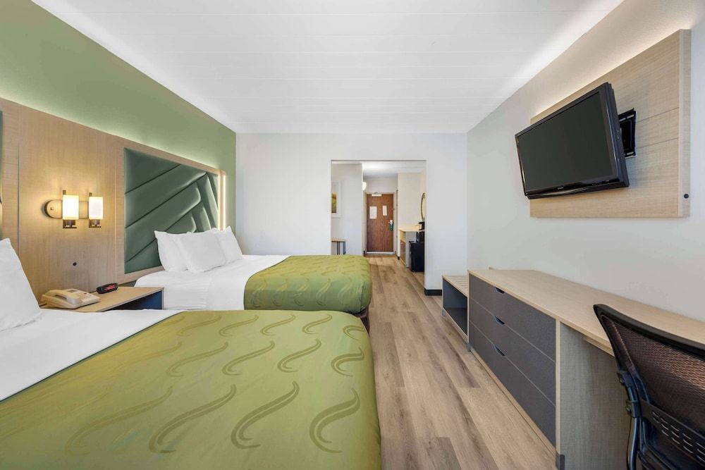Suite, 2 Queen Beds, Non Smoking