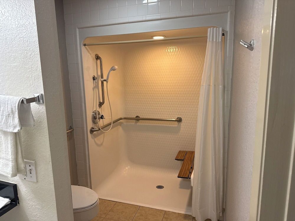 Studio 6 Grand Prairie, TX Room, 2 Double Beds, Smoking 4