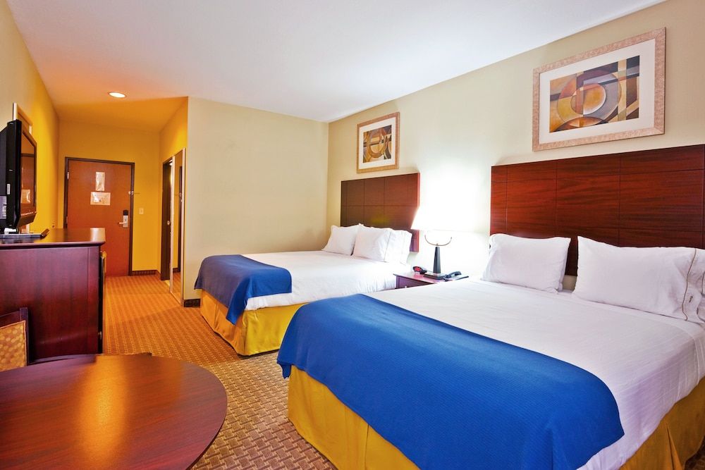 Standard Room, 2 Queen Beds