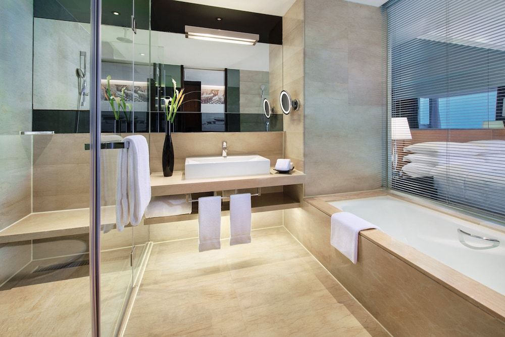 Crowne Plaza Beijing Sun Palace by IHG Standard Room 8