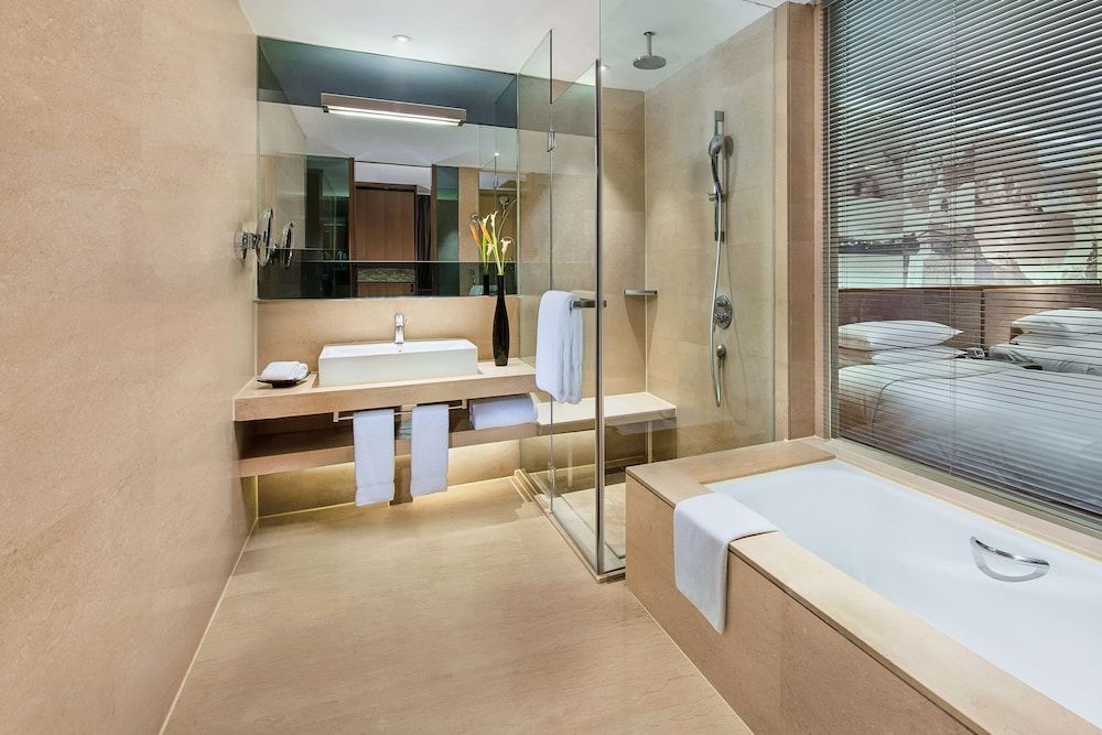 Crowne Plaza Beijing Sun Palace by IHG Standard Room 4