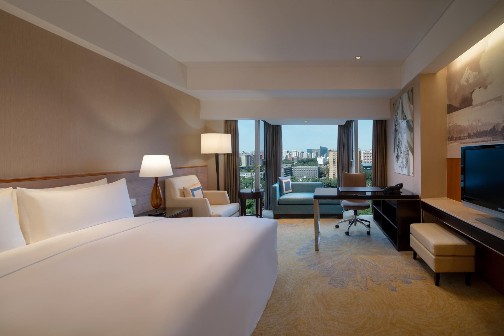 1 King Standard Lounge Access High Floor