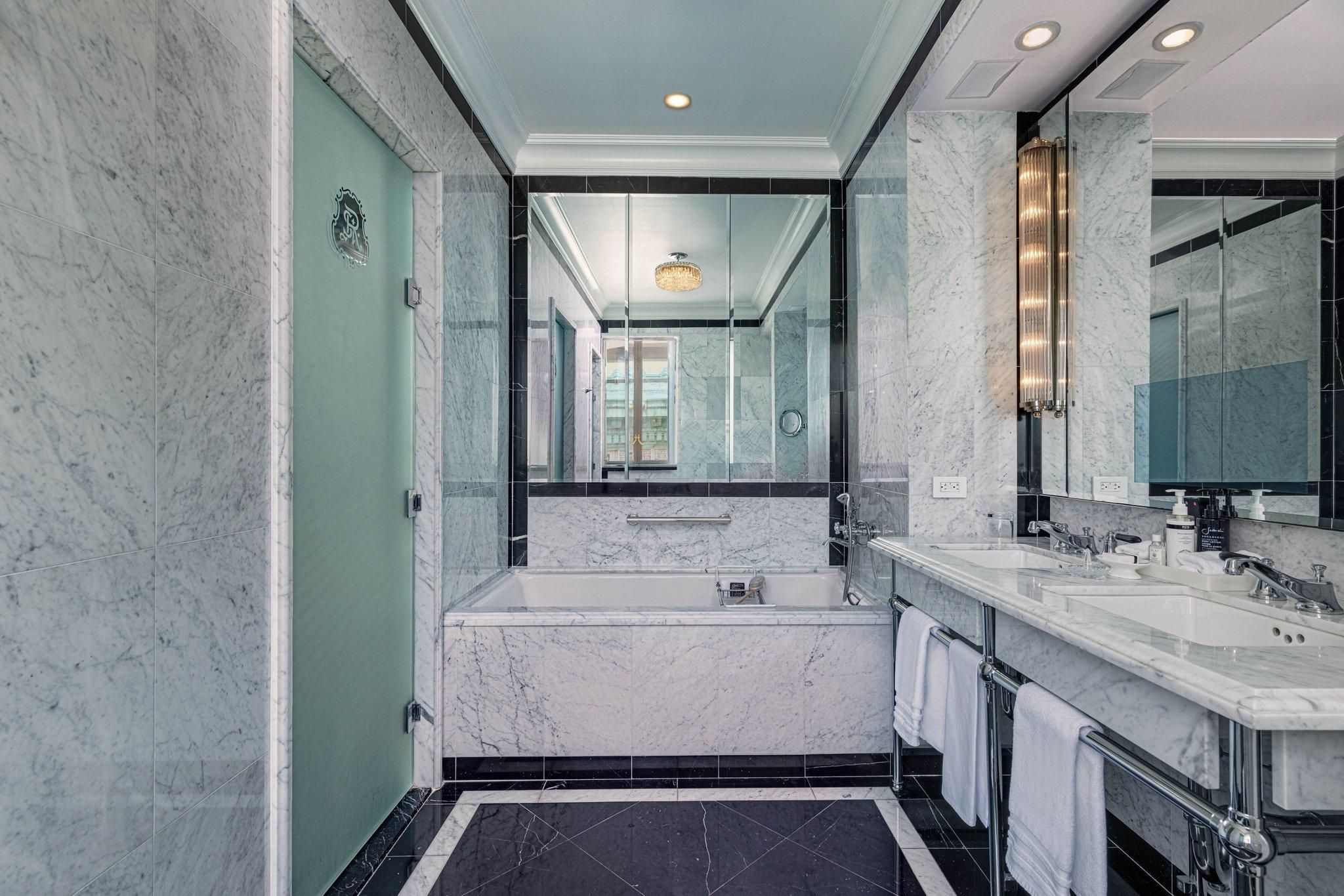 Imperial - Butler Service, Suite, 1 King