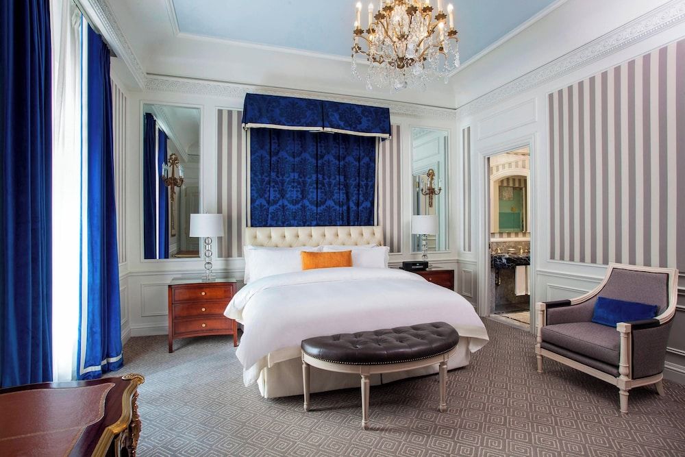 The St. Regis New York Room, 1 King Bed (Butler Service Included) 2