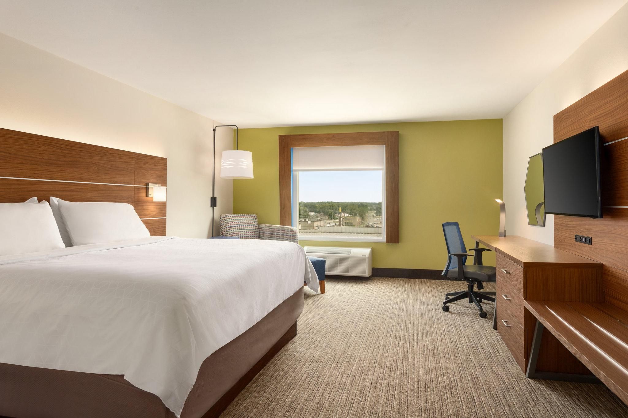 1 King Bed Standard