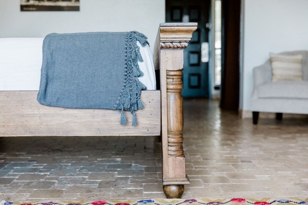 Hillside Boutique Hotel Classic Room, 1 King Bed 8