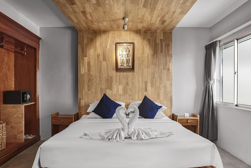 undefined Pacific Hotel, Phnom Penh 3