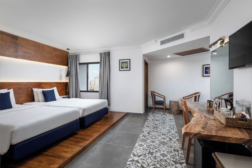 undefined Pacific Hotel, Phnom Penh 3