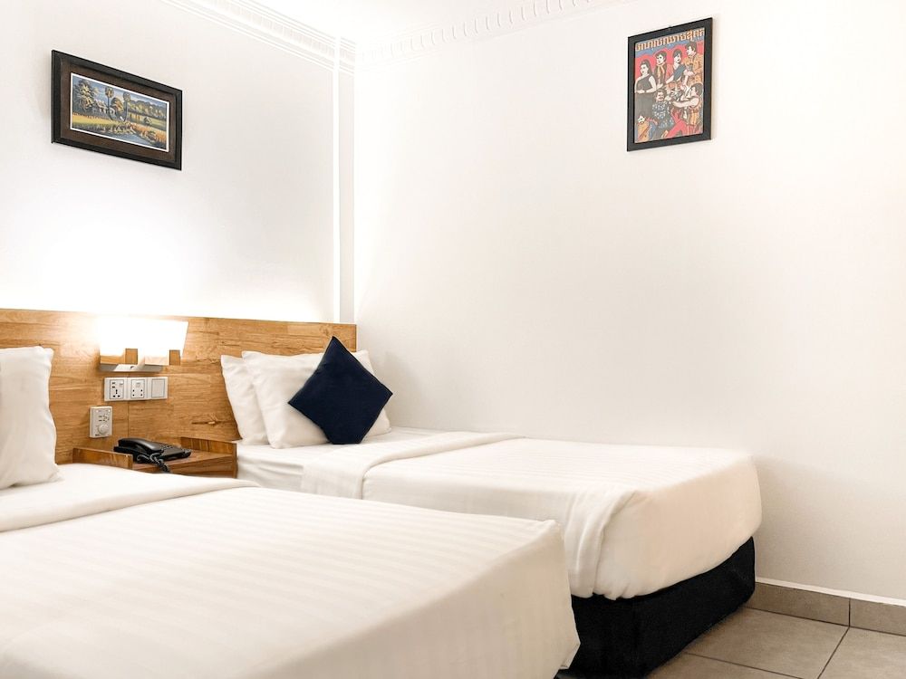 undefined Pacific Hotel, Phnom Penh 2