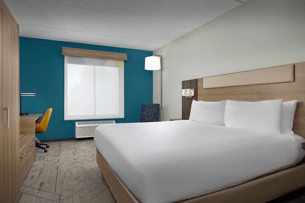 Standard Room, 1 King Bed