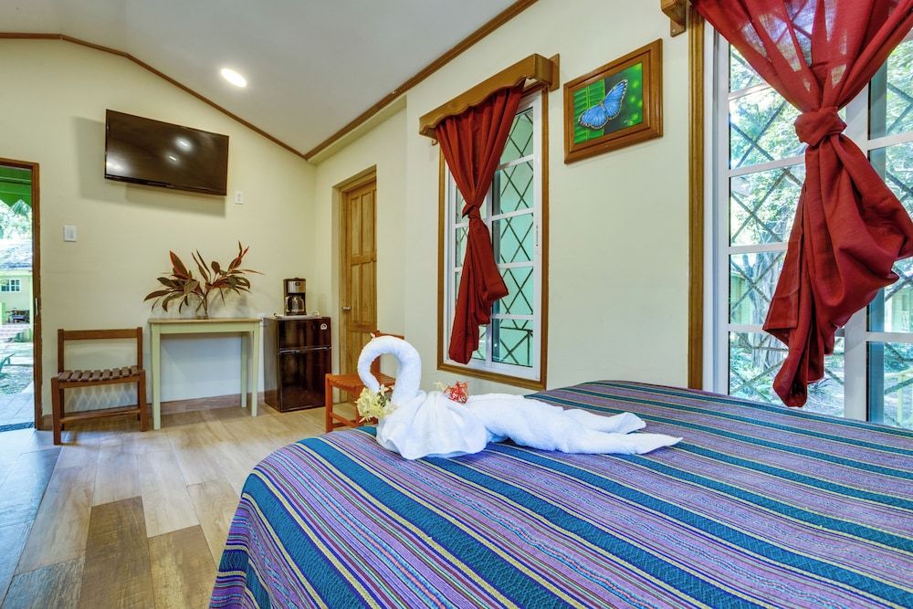 Midas Belize Cabana 25