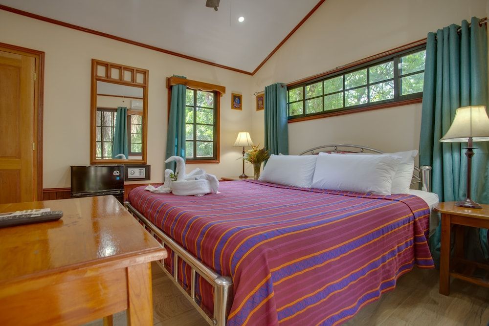 Midas Belize Cabana 7