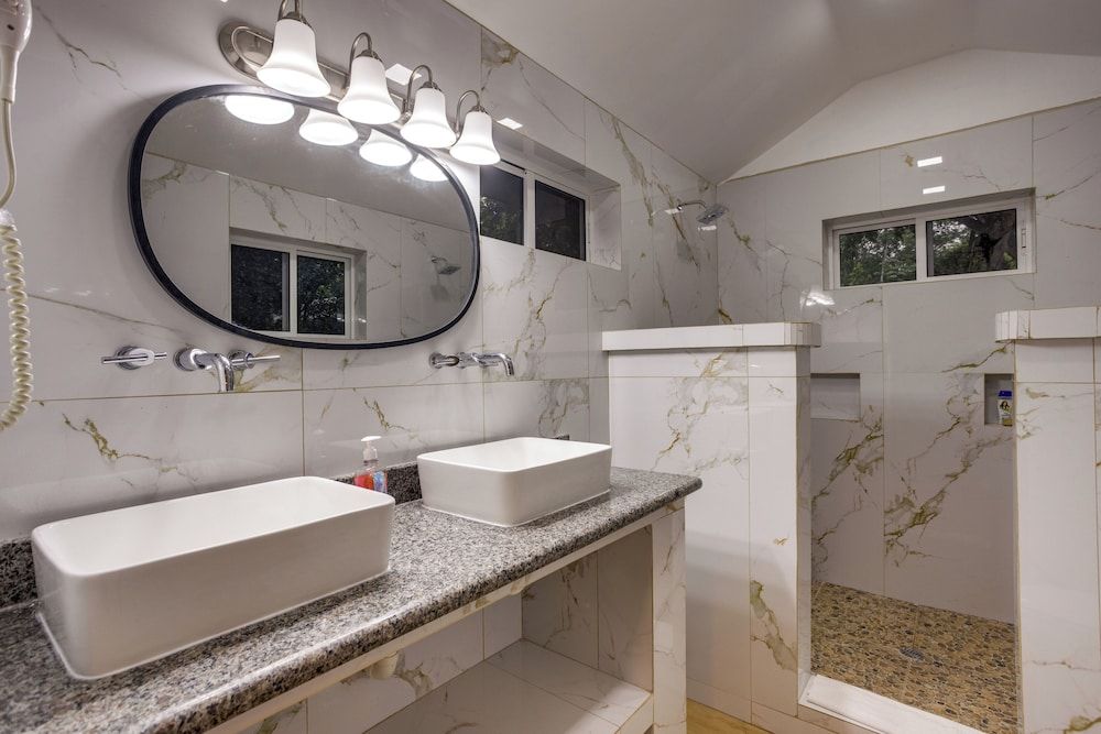 Midas Belize Cabana 29