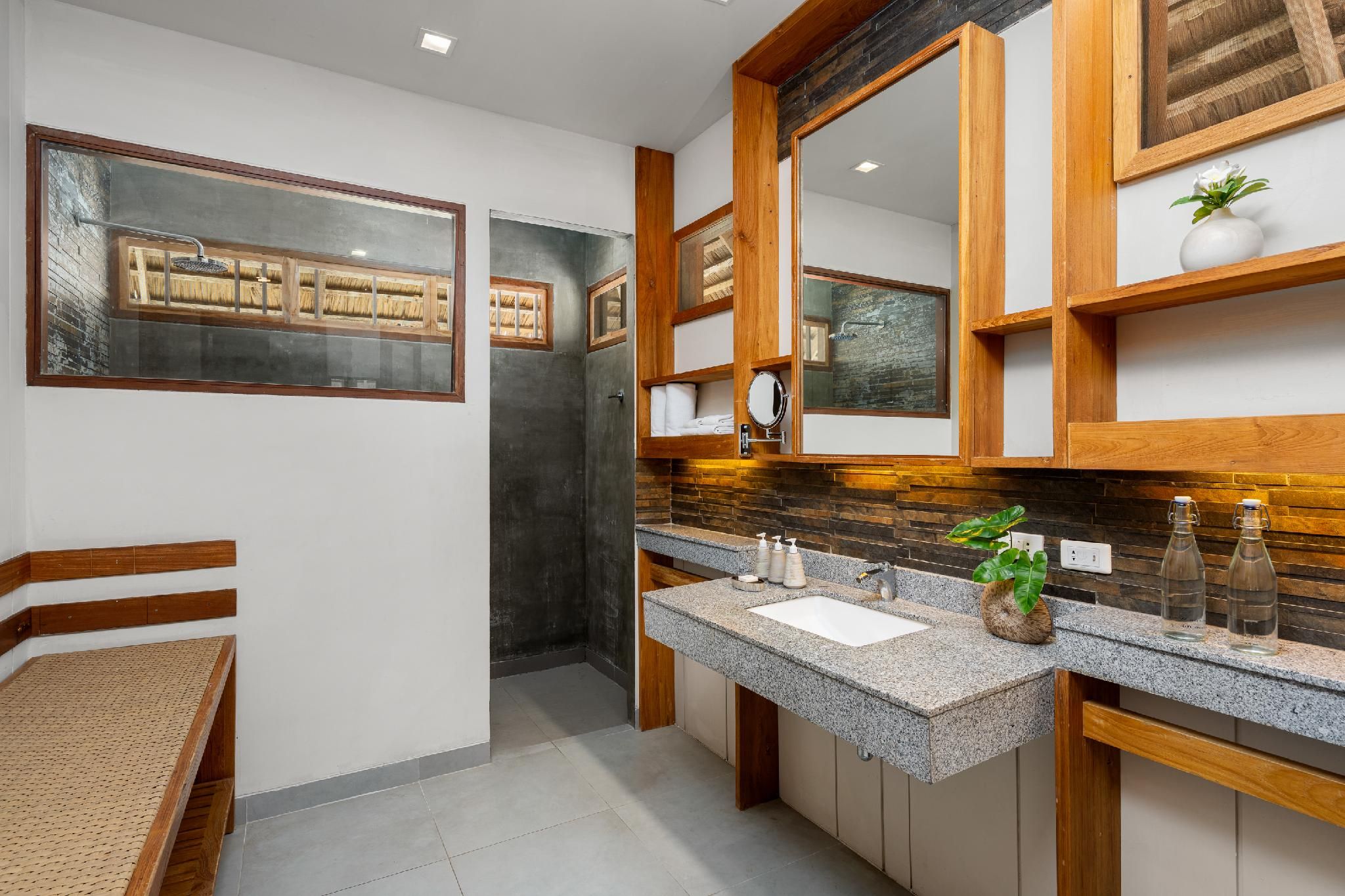 SAii Phi Phi Island Village Deluxe Garden Bungalow 2 Twin 3