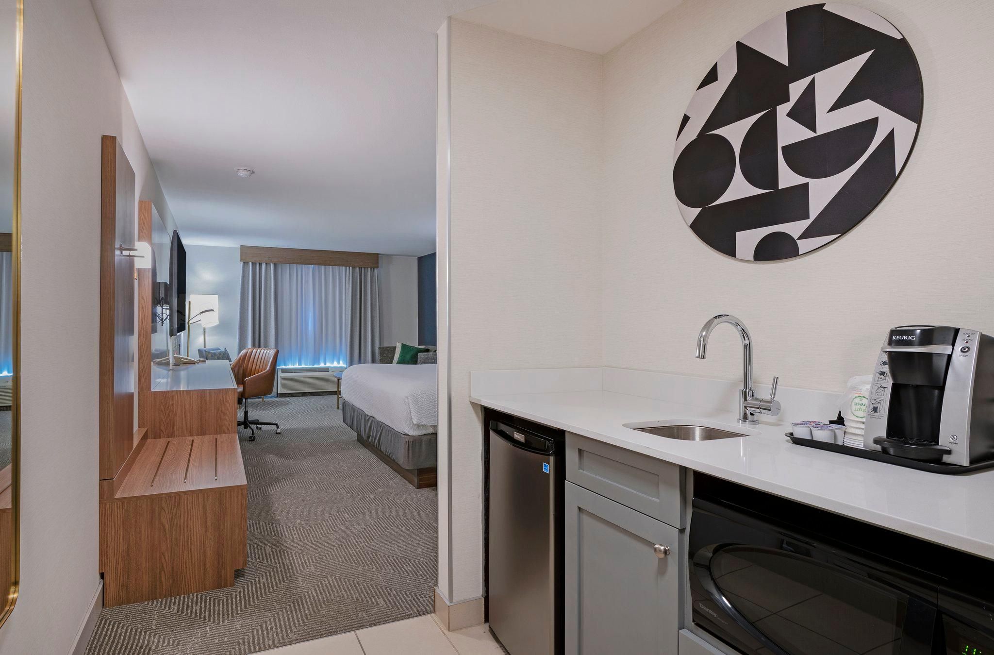 1 King Bed Standard Sofa Bed