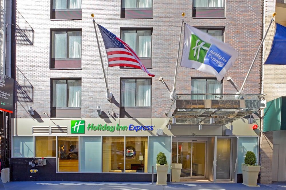 undefined Holiday Inn Express New York City- Wall Street by IHG 2