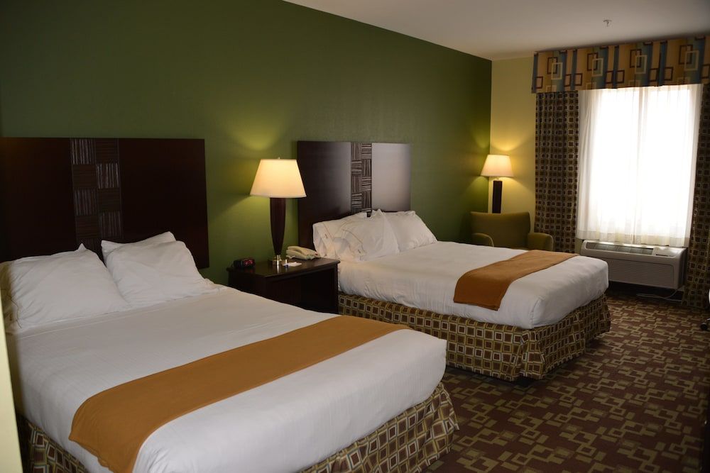 Standard Room, 2 Queen Beds