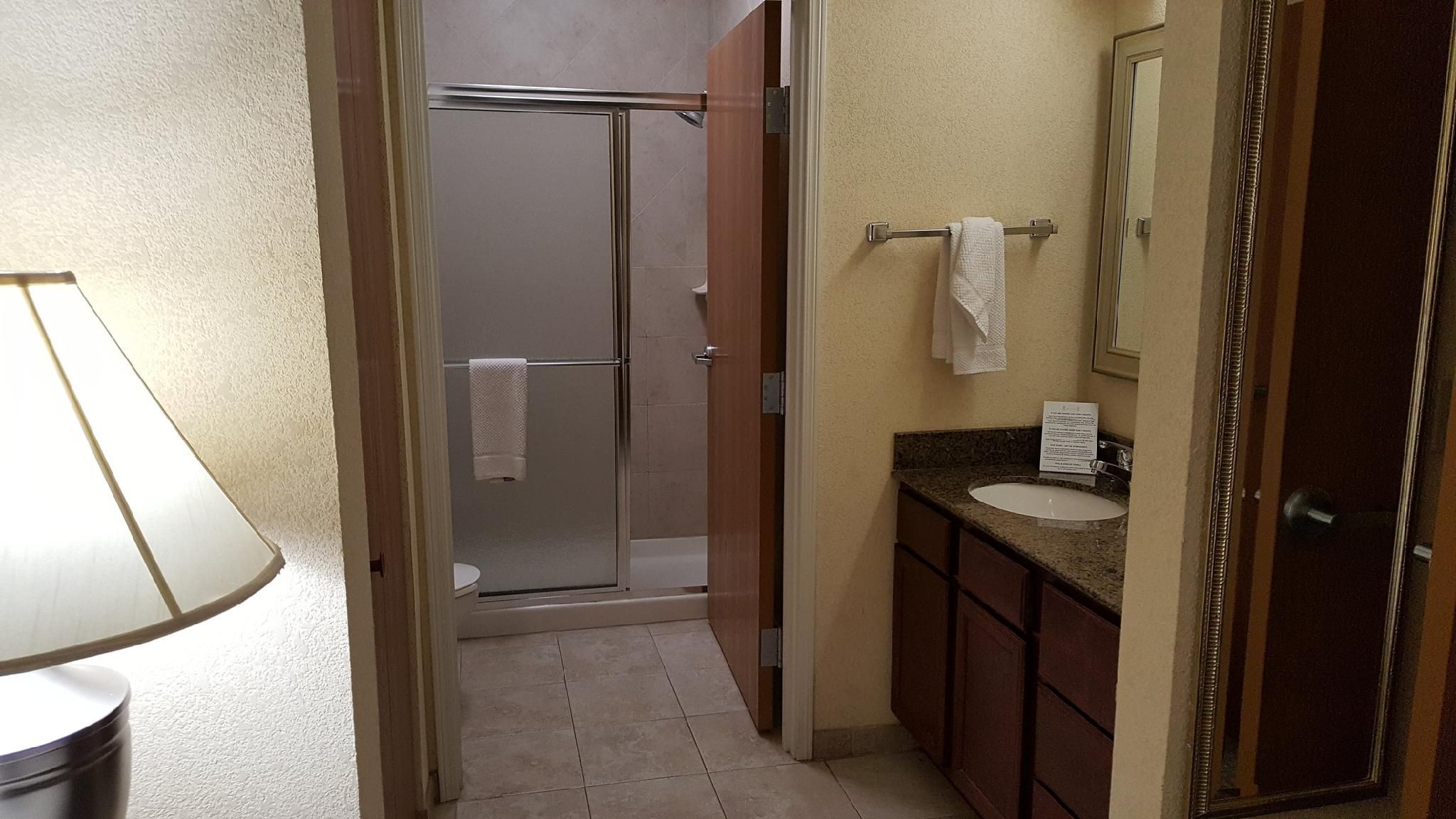 1 Bedroom Suite Communication Accessible 2 Double