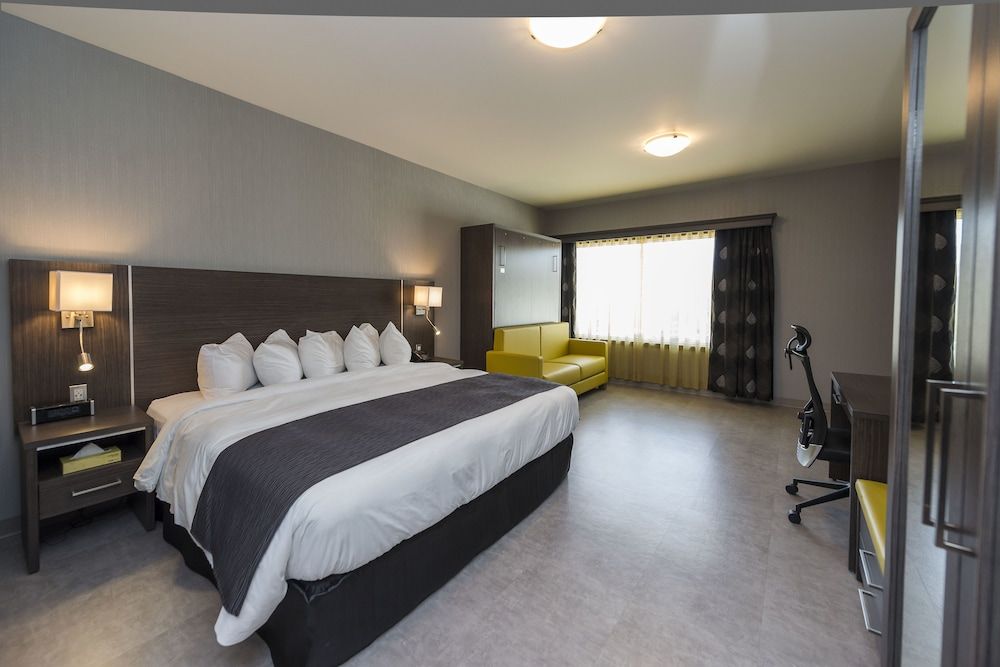 Hôtel & Suites Le Dauphin Drummondville Room (Distinction) 2