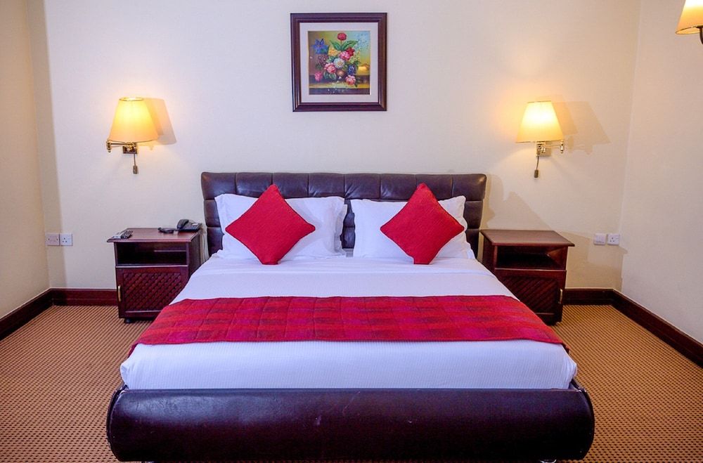 Family Room, Multiple Beds