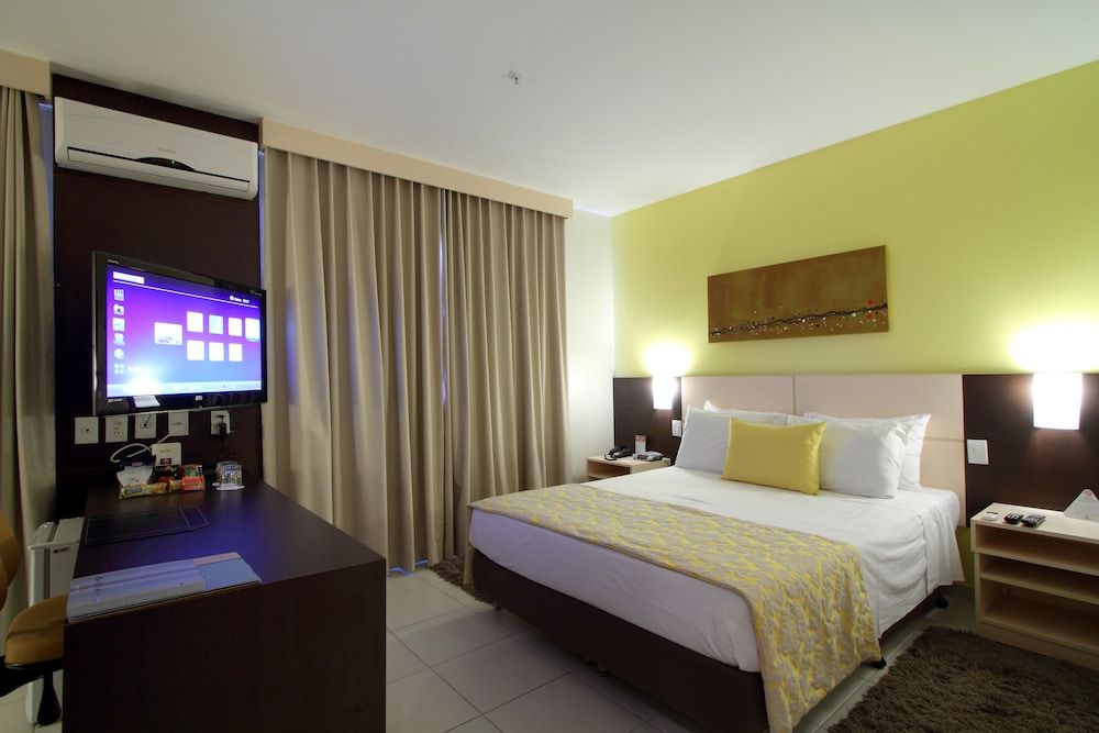 Deluxe Suite, 1 Queen Bed, Non Smoking