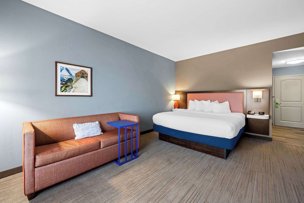 Room, 1 King Bed with Sofa bed, Non Smoking (Study)