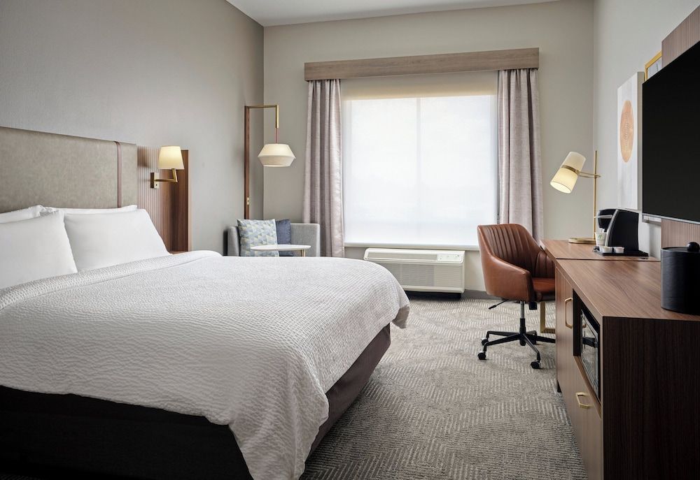 Standard Room, 1 King Bed, Accessible