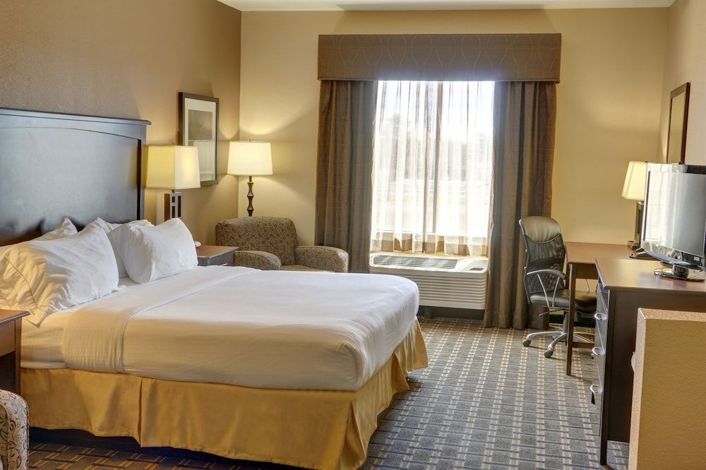 Suite, 1 King Bed