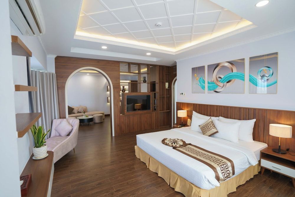 Executive Suite