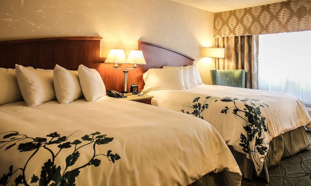 Room, 2 Queen Beds, Non Smoking