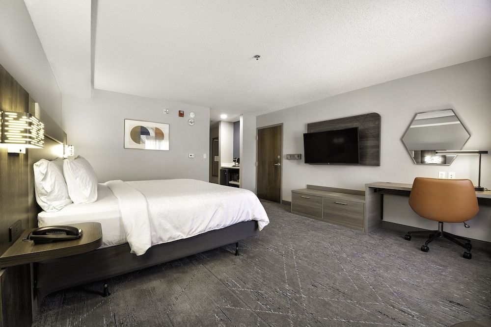Standard Room, 1 King Bed