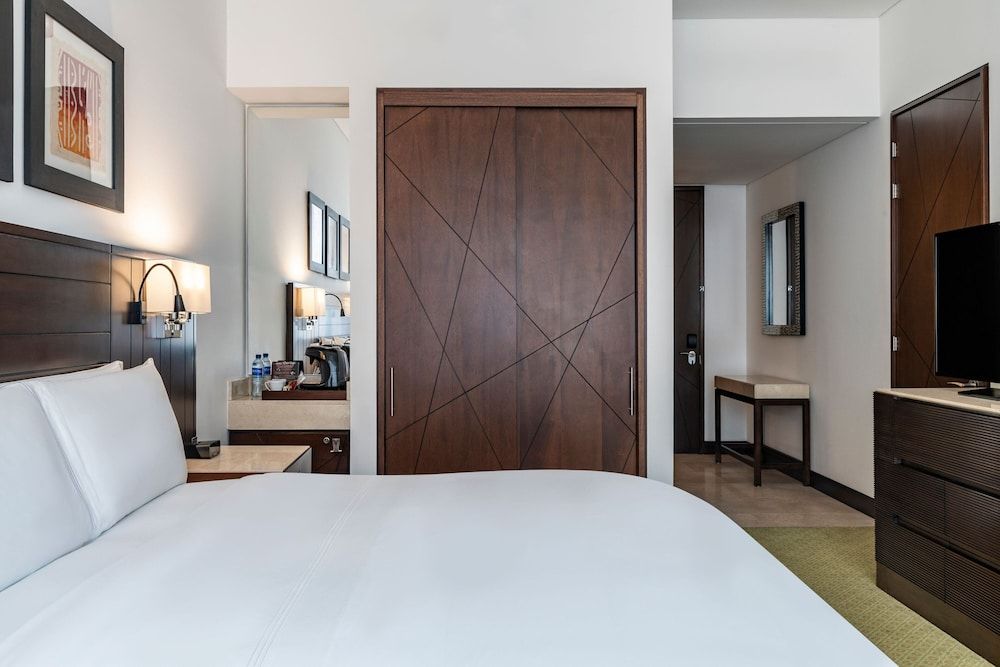 Bogota Marriott Hotel Room, 1 King Bed, Non Smoking 6