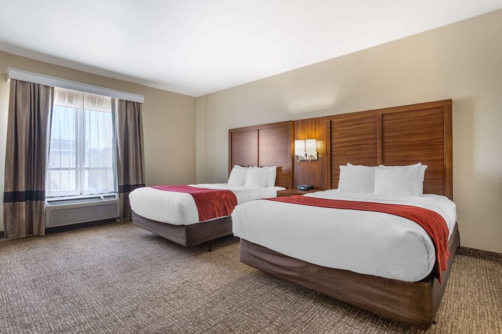 Comfort Suites Old Town Spring