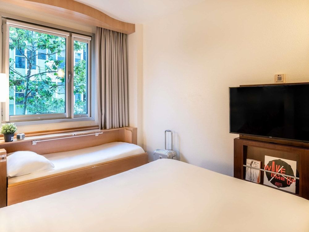 Standard Room, 1 Double Bed with Sofa bed