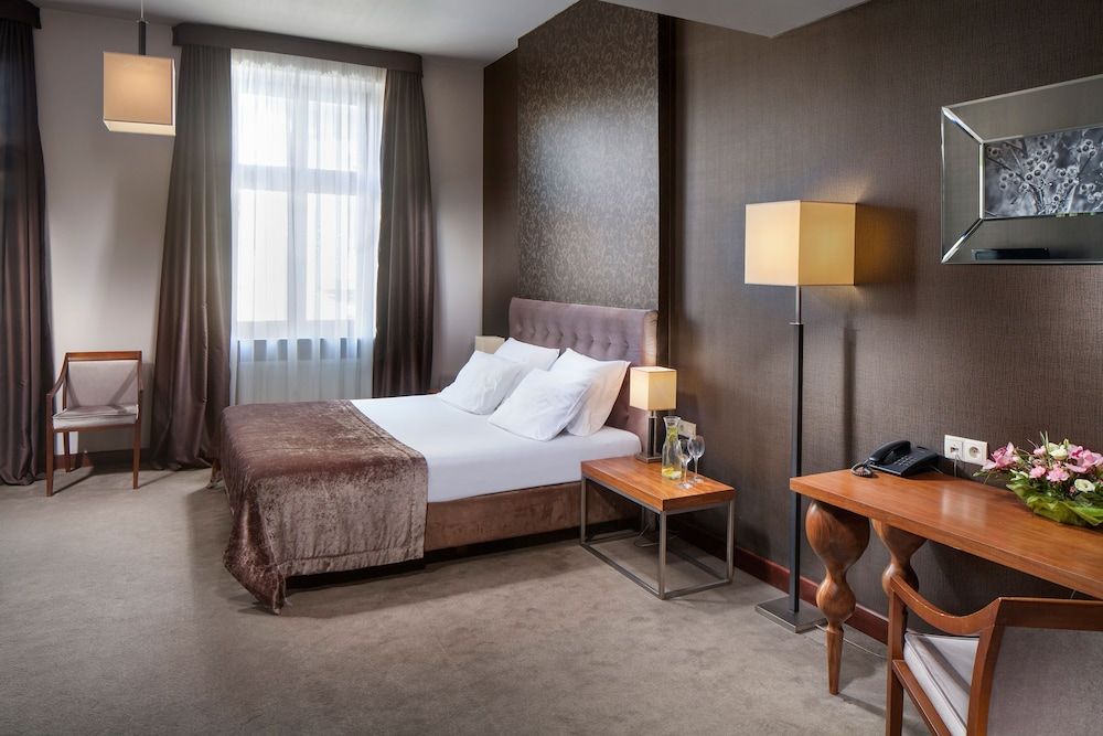 Hotel Unicus Krakow Old Town - Destigo Hotels Deluxe Double Room 2