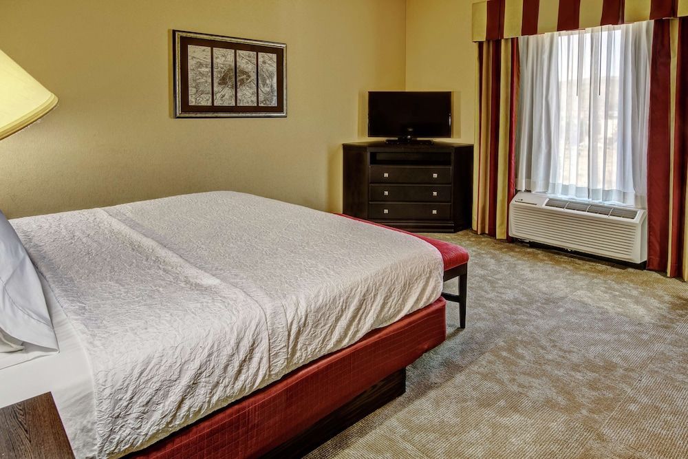 One king bed non smoking