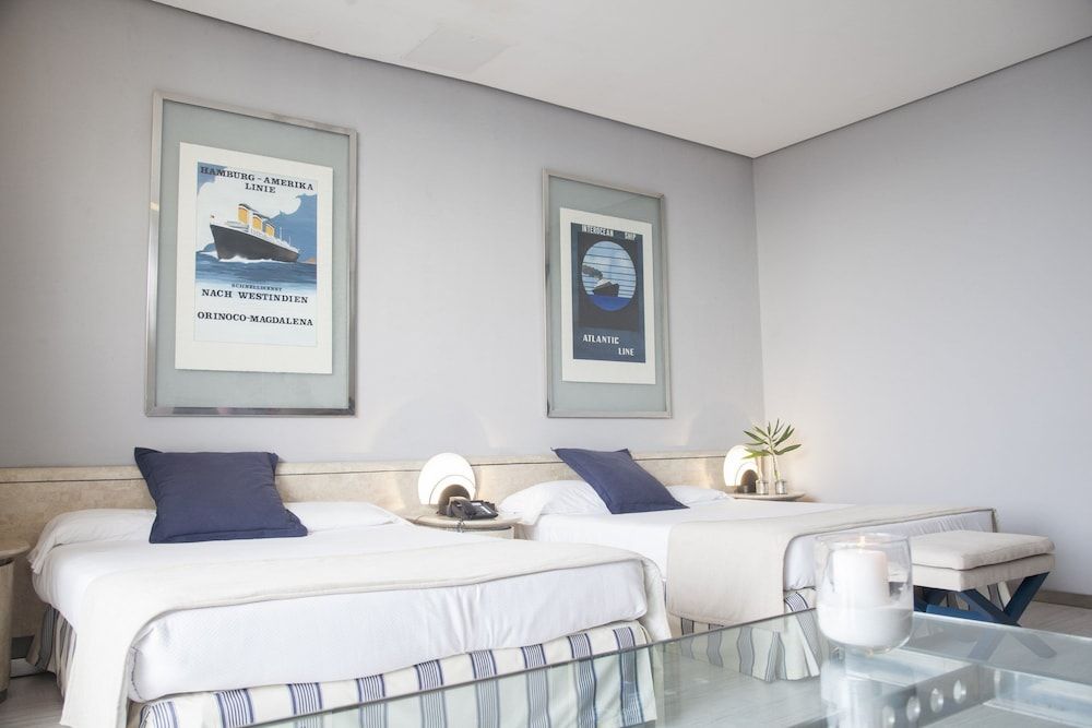 Hotel Puerto Sherry Junior Suite 2