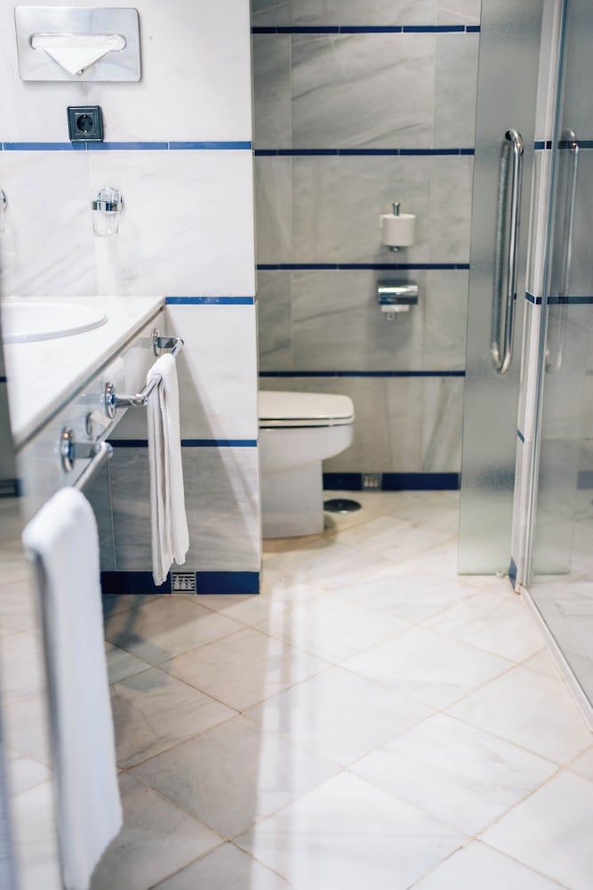 Hotel Puerto Sherry Junior Suite 4