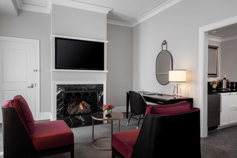 undefined Waldorf Astoria Chicago 2