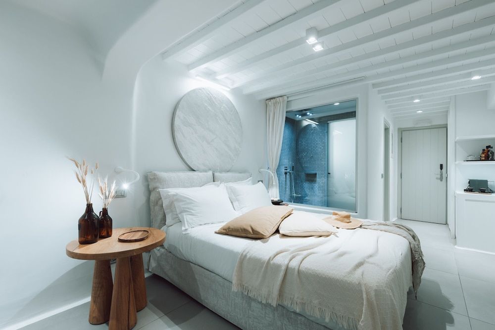 Deluxe Double Room, 1 King Bed, Hot Tub